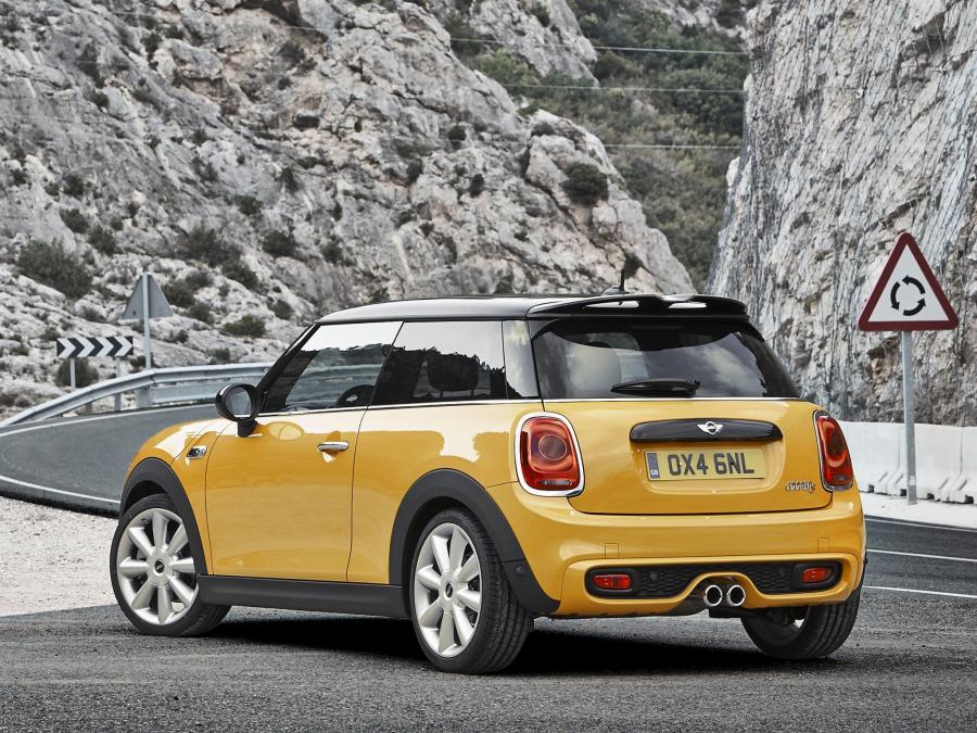  Mini Cooper S 2014 года  (фото 5 из 30)
